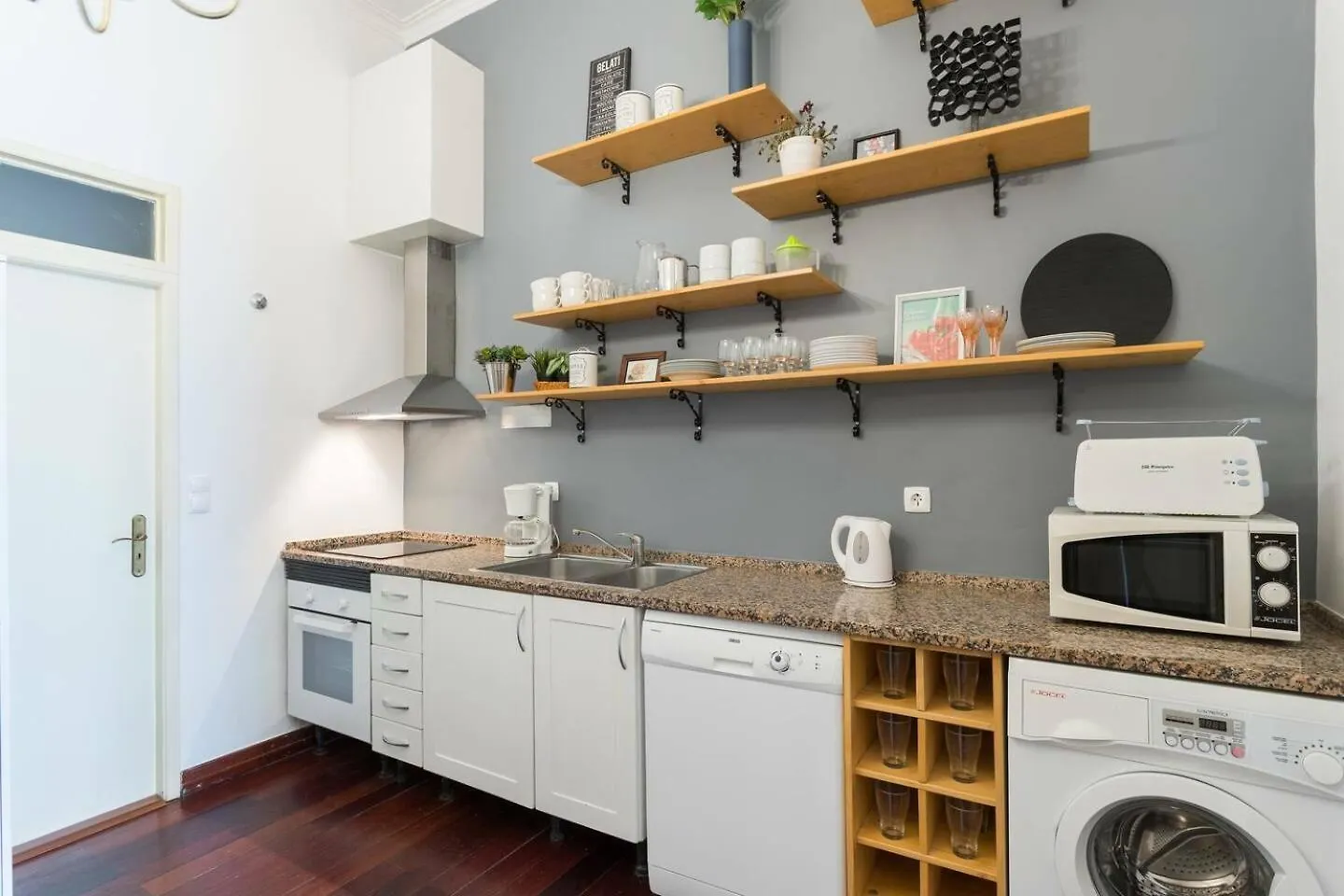 Palma 3-A Bedroom Apartment Located Central Lisbon 0*,