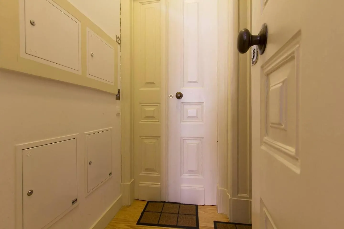 Palma 3-A Bedroom Apartment Located Central Лиссабон