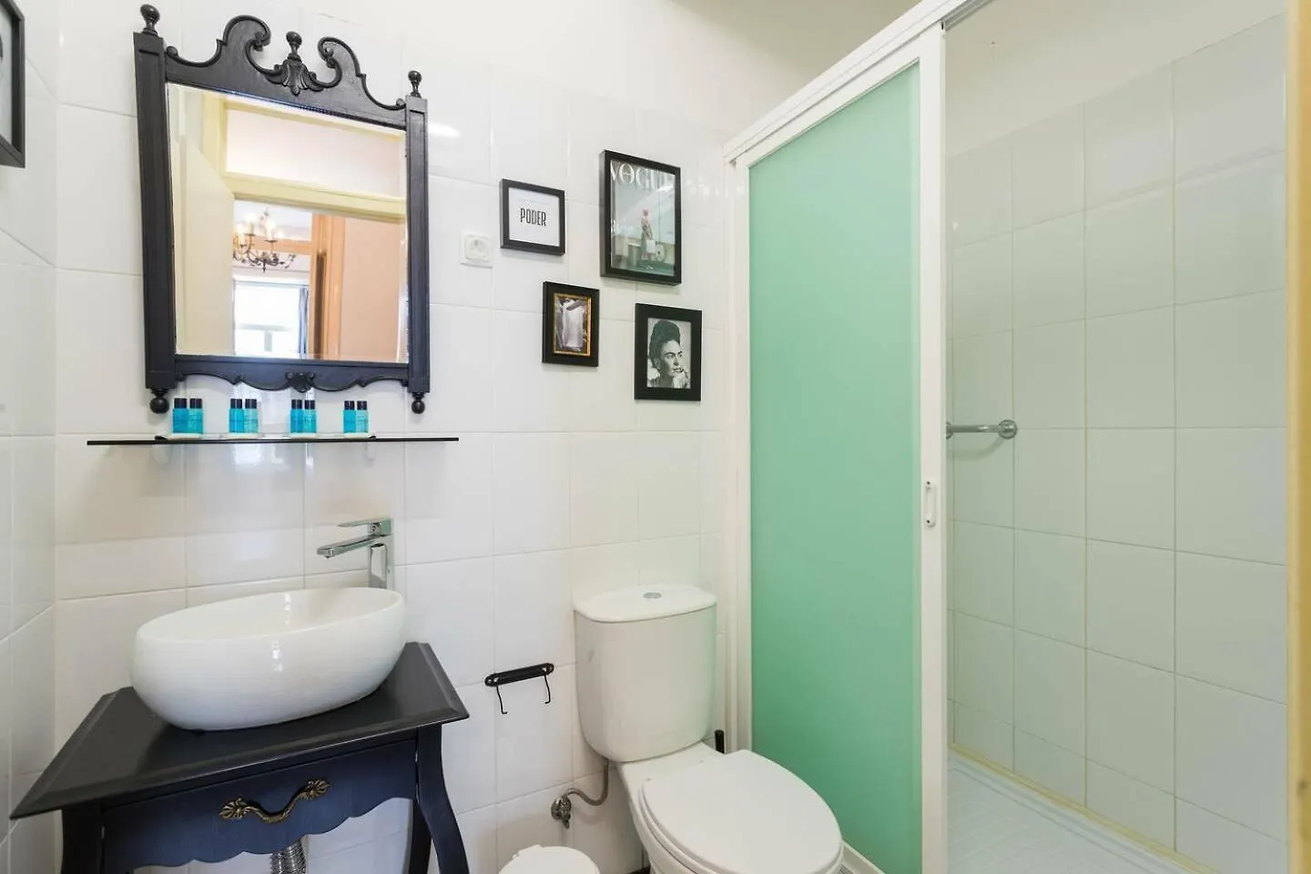 Palma 3-A Bedroom Apartment Located Central Лиссабон